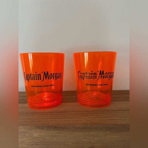 Captain Morgan Light Up Orange Glasses Set - Picture 1 of 2